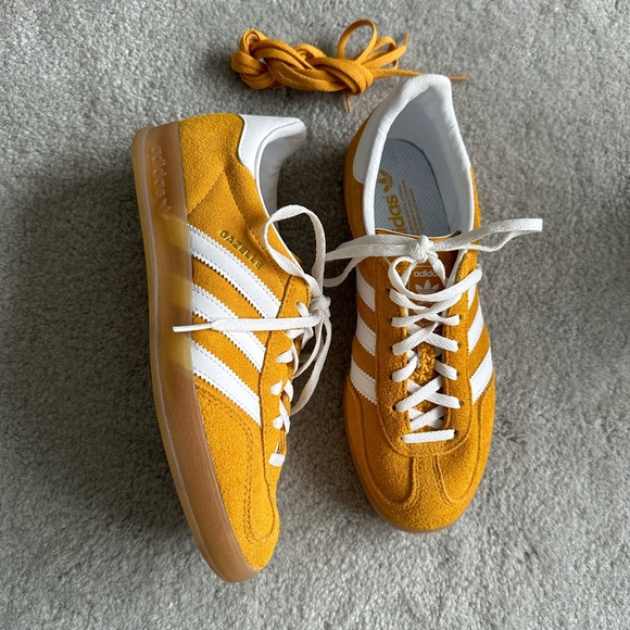 adidas Shoes - adidas Gazelle Indoor Orange Peel White (Women’s) size 8W